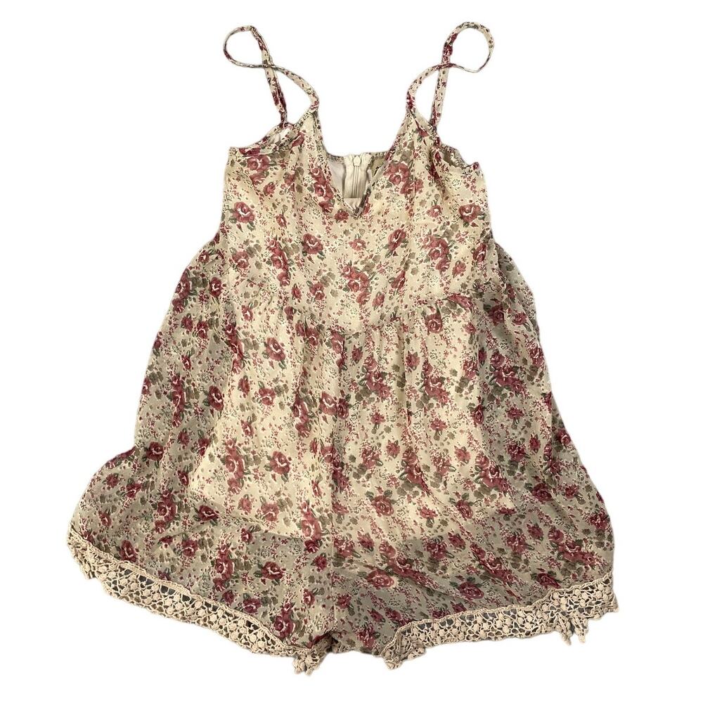 Deja Vu Womens Floral Boho Romper DejaVu Roses